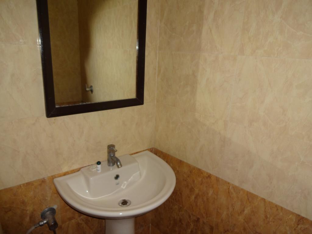 Hotel Darbar View Amritsar Phòng bức ảnh